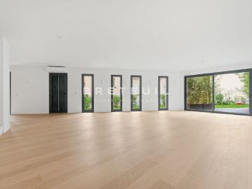 Vente Maison 6 pièces 208 m2 Paris 13ème