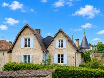 Vente Maison 6 pièces 209.09 m2 Charroux
