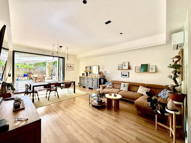Vente Maison 6 pièces 200 m2 Mudaison