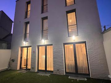 Vente Maison 6 pièces 200 m2 Montreuil