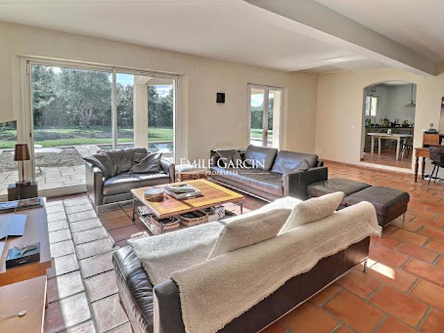 Vente Maison 6 pièces 200 m2 Boulbon