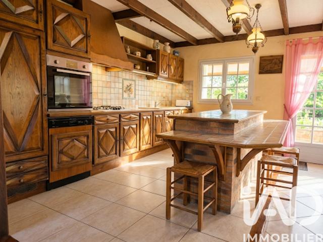 Vente Maison 6 pièces 200 m2 Chassors
