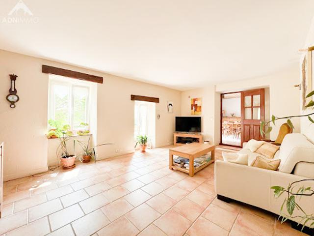 Vente Maison 6 pièces 200 m2 Collonges