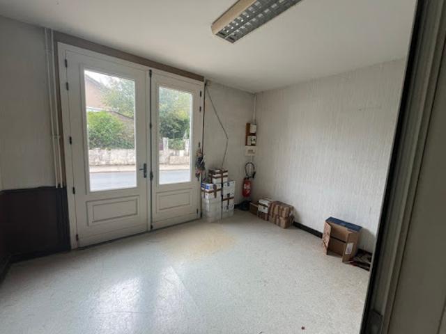 Vente Maison 6 pièces 200 m2 Hautefort