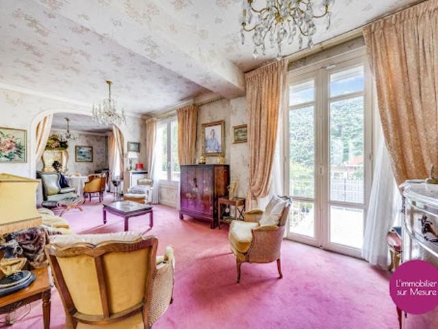 Vente Maison 6 pièces 200 m2 La Varenne Saint Hilaire