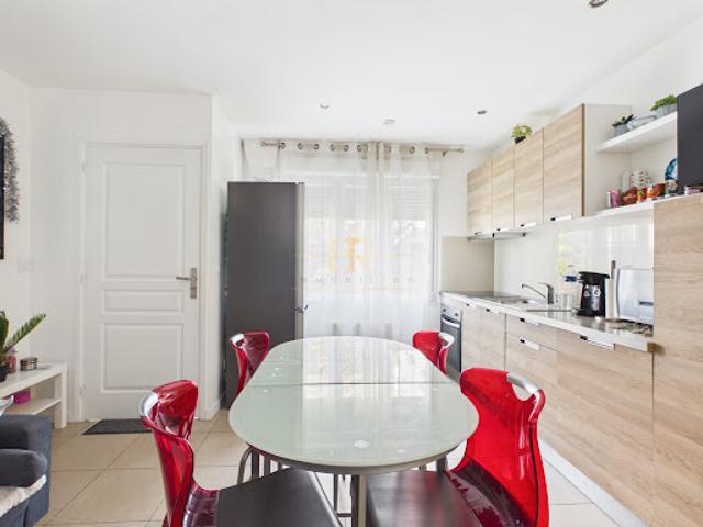Vente Maison 6 pièces 200 m2 Saint Denis