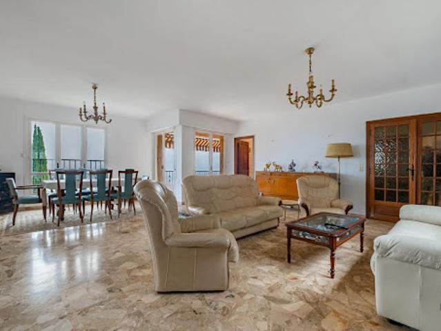 Vente Maison 6 pièces 200 m2 Saint Laurent du Var