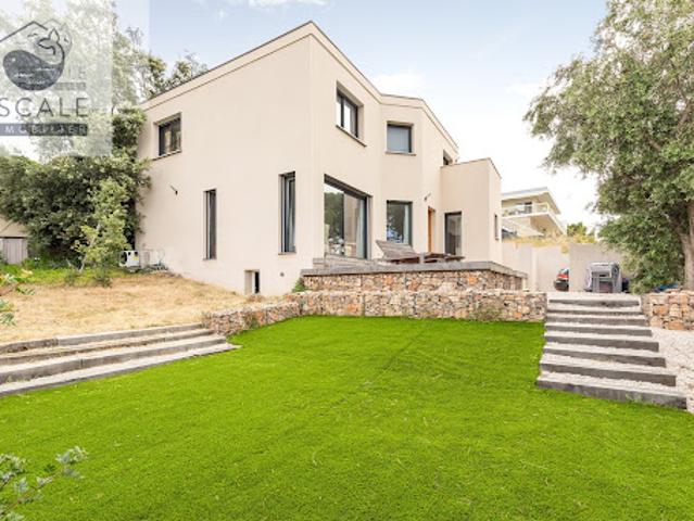 Vente Maison 6 pièces 200 m2 Sète