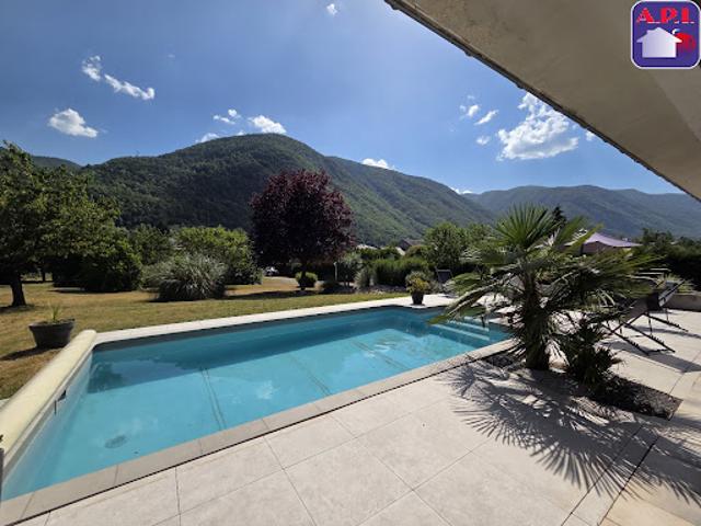 Vente Maison 6 pièces 201 m2 Ax les Thermes