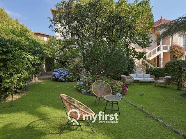 Vente Maison 6 pièces 201.8 m2 Toulon