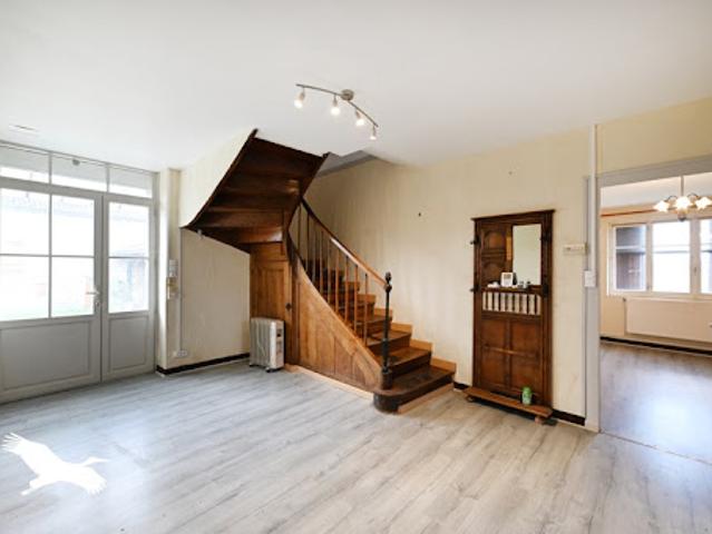 Vente Maison 6 pièces 202 m2 Genac Bignac