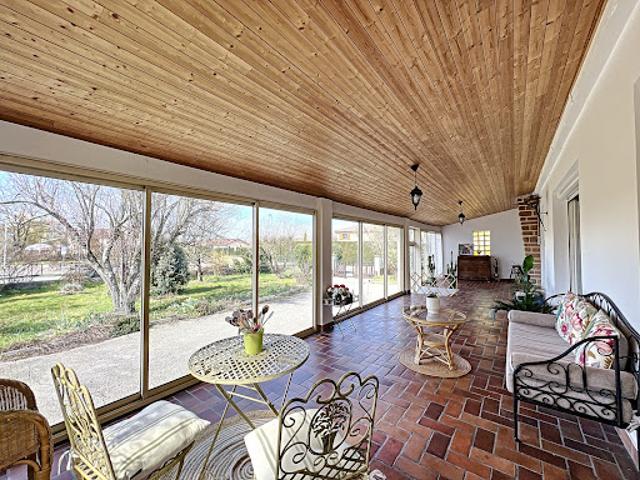 Vente Maison 6 pièces 203 m2 Saint Denis lès Bourg