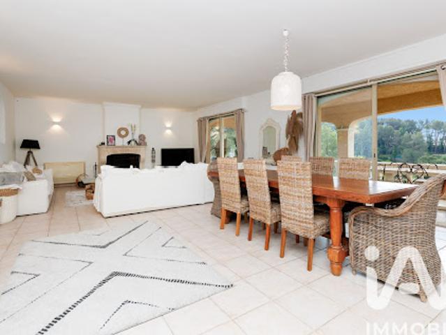 Vente Maison 6 pièces 203 m2 Pégomas