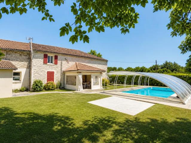 Vente Maison 6 pièces 203 m2 Romazières
