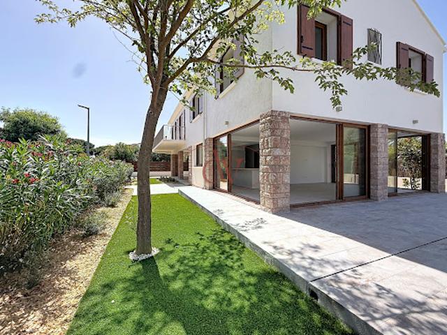 Vente Maison 6 pièces 203 m2 Saint Cyprien