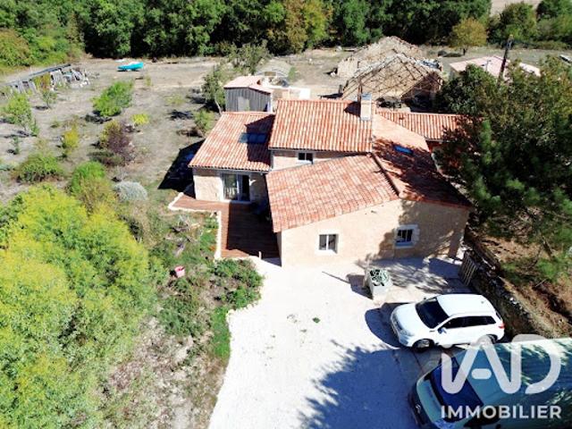 Vente Maison 6 pièces 214 m2 Leignes sur Fontaine