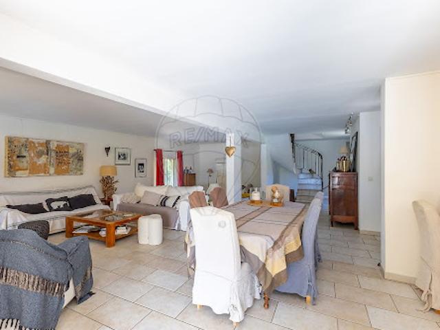 Vente Maison 6 pièces 215 m2 Marseille 8ème