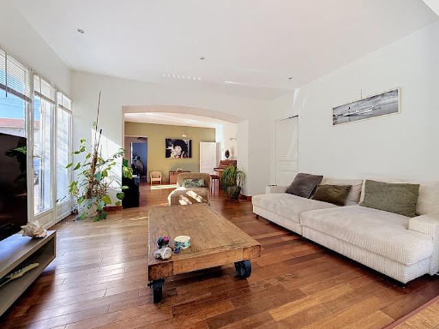 Vente Maison 6 pièces 215 m2 Charbonnières les Bains