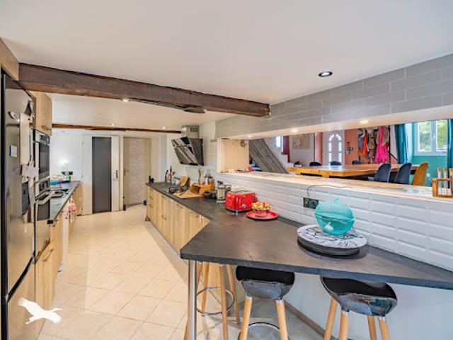 Vente Maison 6 pièces 215 m2 Labastide Monréjeau
