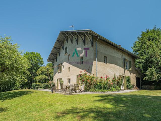 Vente Maison 6 pièces 215.35 m2 Saint Martin d'Uriage