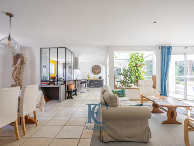 Vente Maison 6 pièces 216 m2 Sanary sur Mer