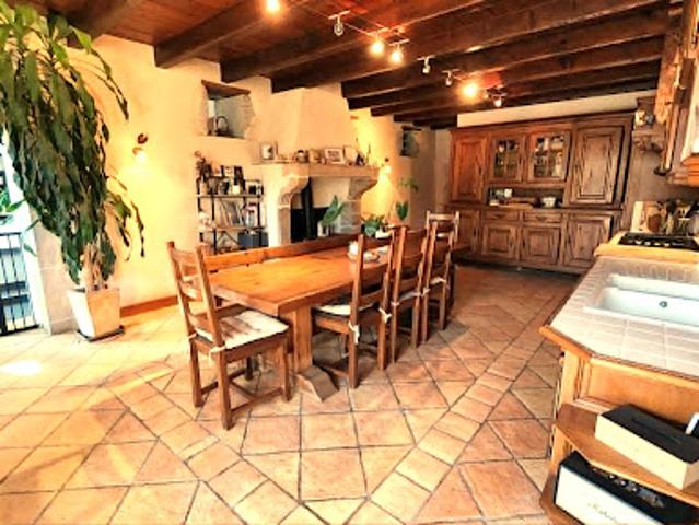 Vente Maison 6 pièces 216 m2 Valserhône