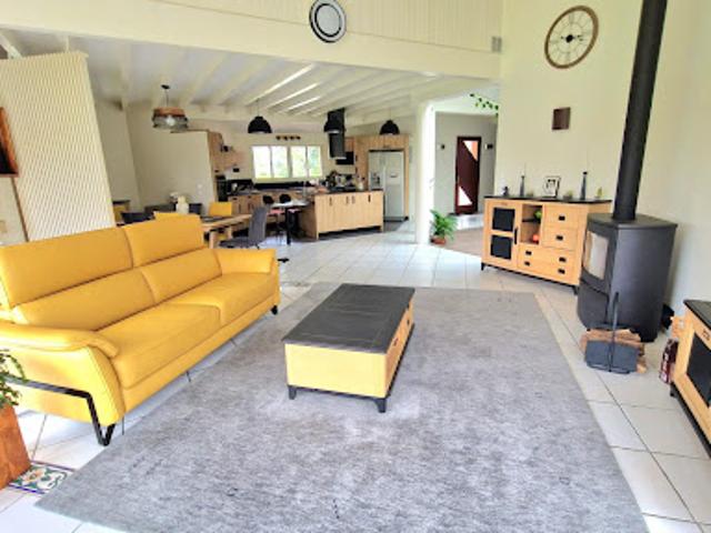 Vente Maison 6 pièces 217 m2 Carcarès Sainte Croix