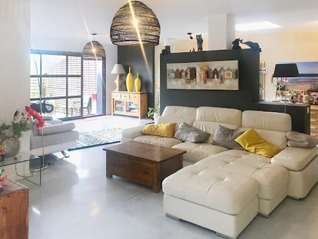 Vente Maison 6 pièces 217 m2 Ludon Médoc