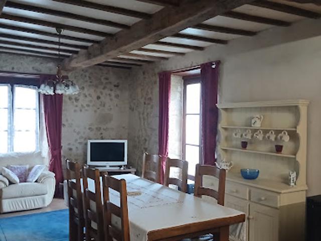 Vente Maison 6 pièces 217 m2 Saint severin