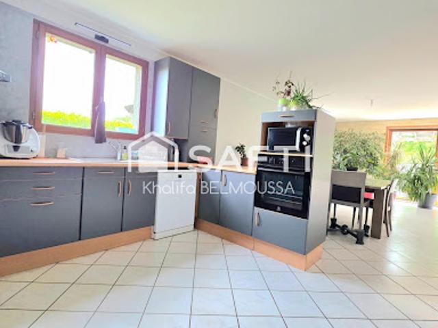 Vente Maison 6 pièces 218 m2 Bassy