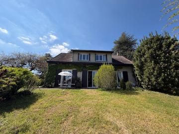 Vente Maison 6 pièces 218 m2 Saint Cyr au Mont d'Or