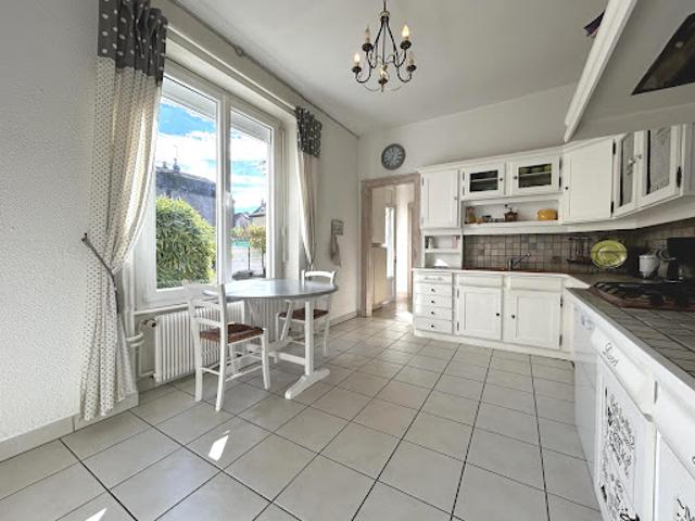 Vente Maison 6 pièces 218 m2 Navenne