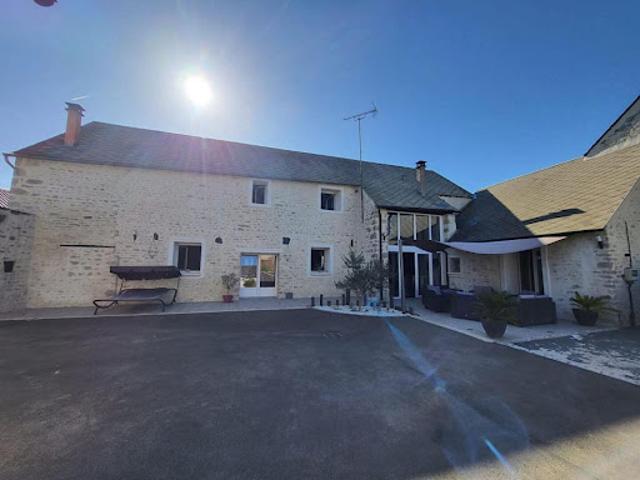 Vente Maison 6 pièces 218.83 m2 Engenville