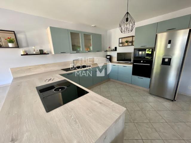 Vente Maison 6 pièces 210 m2 Avrecourt