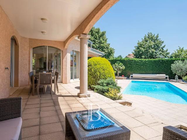 Vente Maison 6 pièces 210 m2 Caluire et Cuire