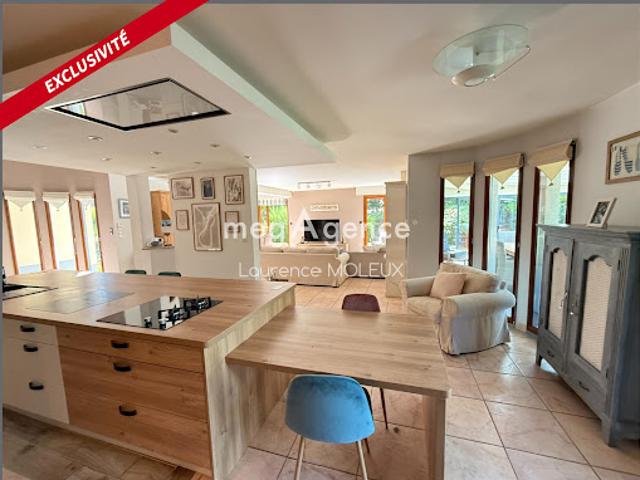 Vente Maison 6 pièces 210 m2 Saint Martin Boulogne