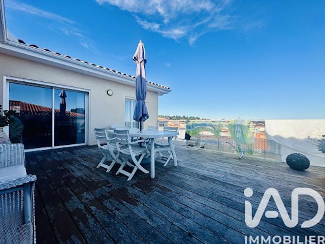 Vente Maison 6 pièces 210 m2 Tresserre