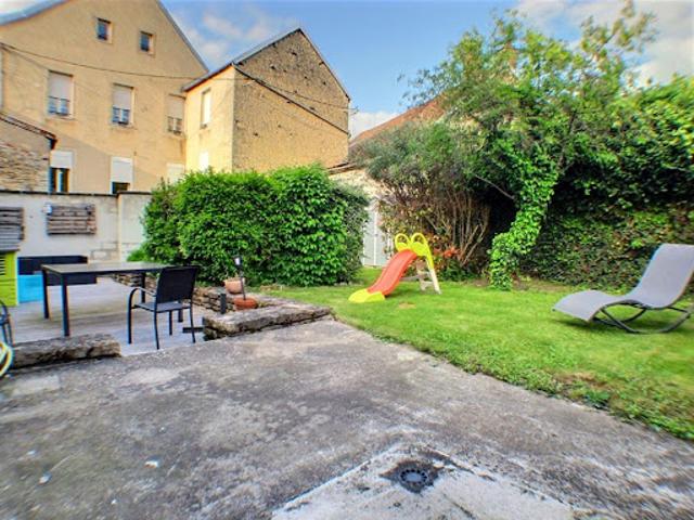 Vente Maison 6 pièces 210.69 m2 Pouilly en Auxois