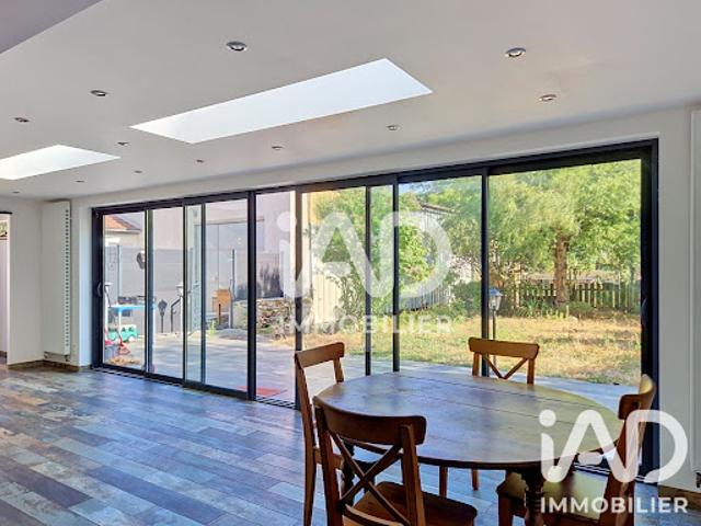 Vente Maison 6 pièces 211 m2 Coubert
