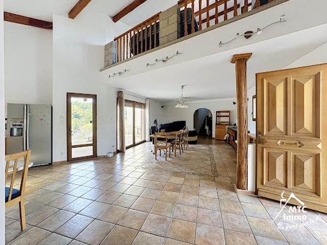 Vente Maison 6 pièces 211 m2 Roche
