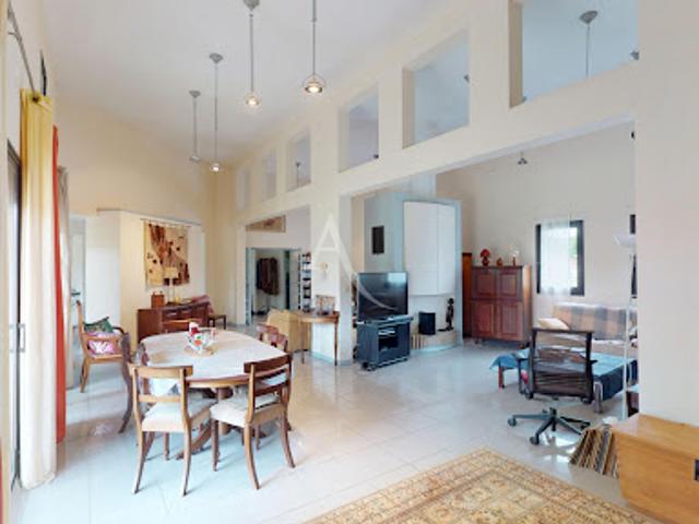 Vente Maison 6 pièces 211.46 m2 Vigoulet Auzil