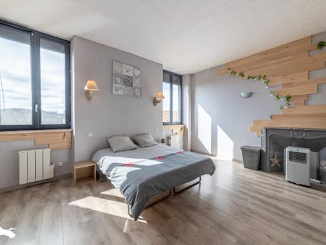 Vente Maison 6 pièces 212 m2 Villefranche du Périgord