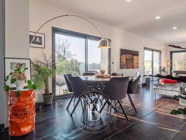 Vente Maison 6 pièces 212.39 m2 Sainte Foy lès Lyon