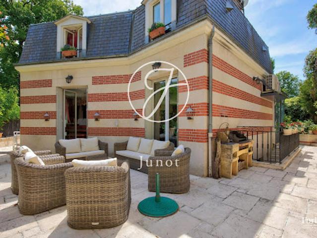 Vente Maison 6 pièces 212.62 m2 Le Vésinet