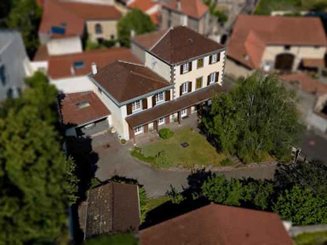 Vente Maison 6 pièces 212.63 m2 Cournon d'Auvergne
