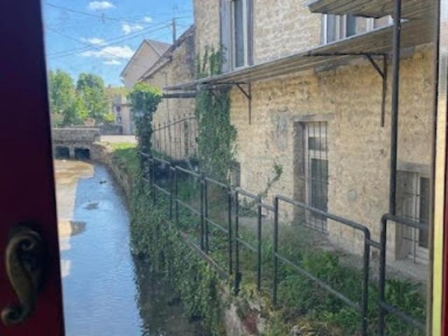 Vente Maison 6 pièces 213 m2 Montigny sur Aube