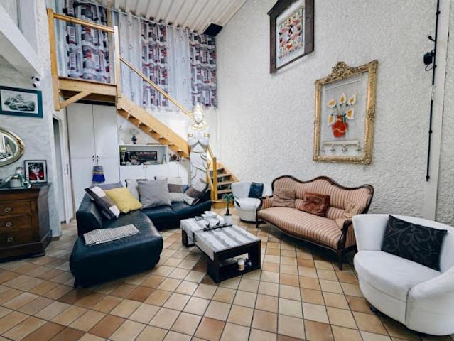 Vente Maison 6 pièces 213 m2 Mouxy