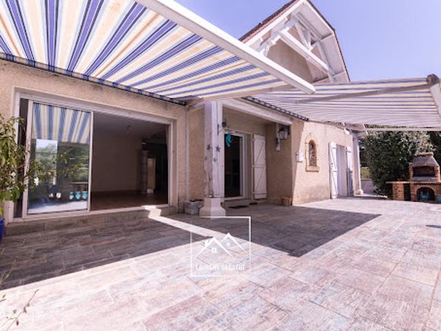 Vente Maison 6 pièces 213 m2 Pau