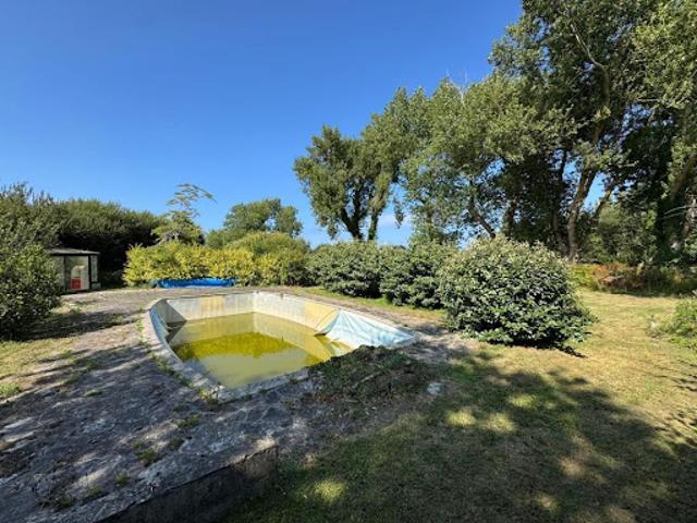 Vente Maison 6 pièces 213 m2 Trévou Tréguignec