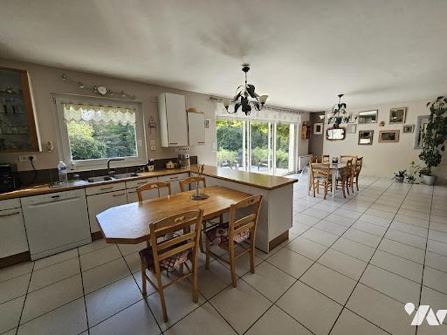 Vente Maison 6 pièces 213 m2 Wierre Effroy